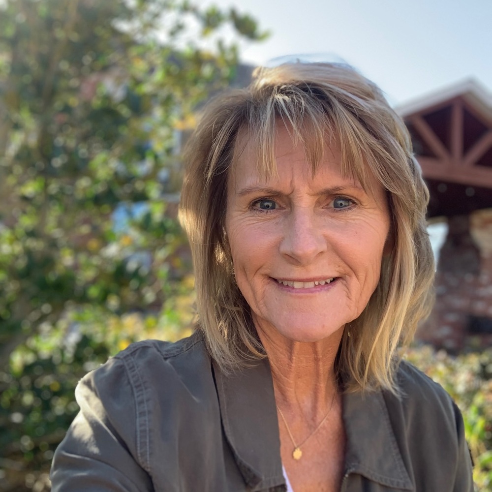 Meet your Posher, Anne